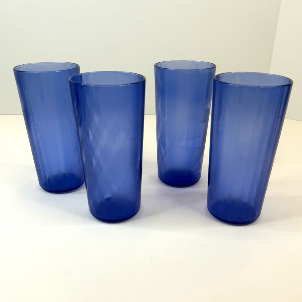 4 Vintage Tupperware Tumbler Cups Jazzy Celebration #2663A-7 Royal Blue Set 2